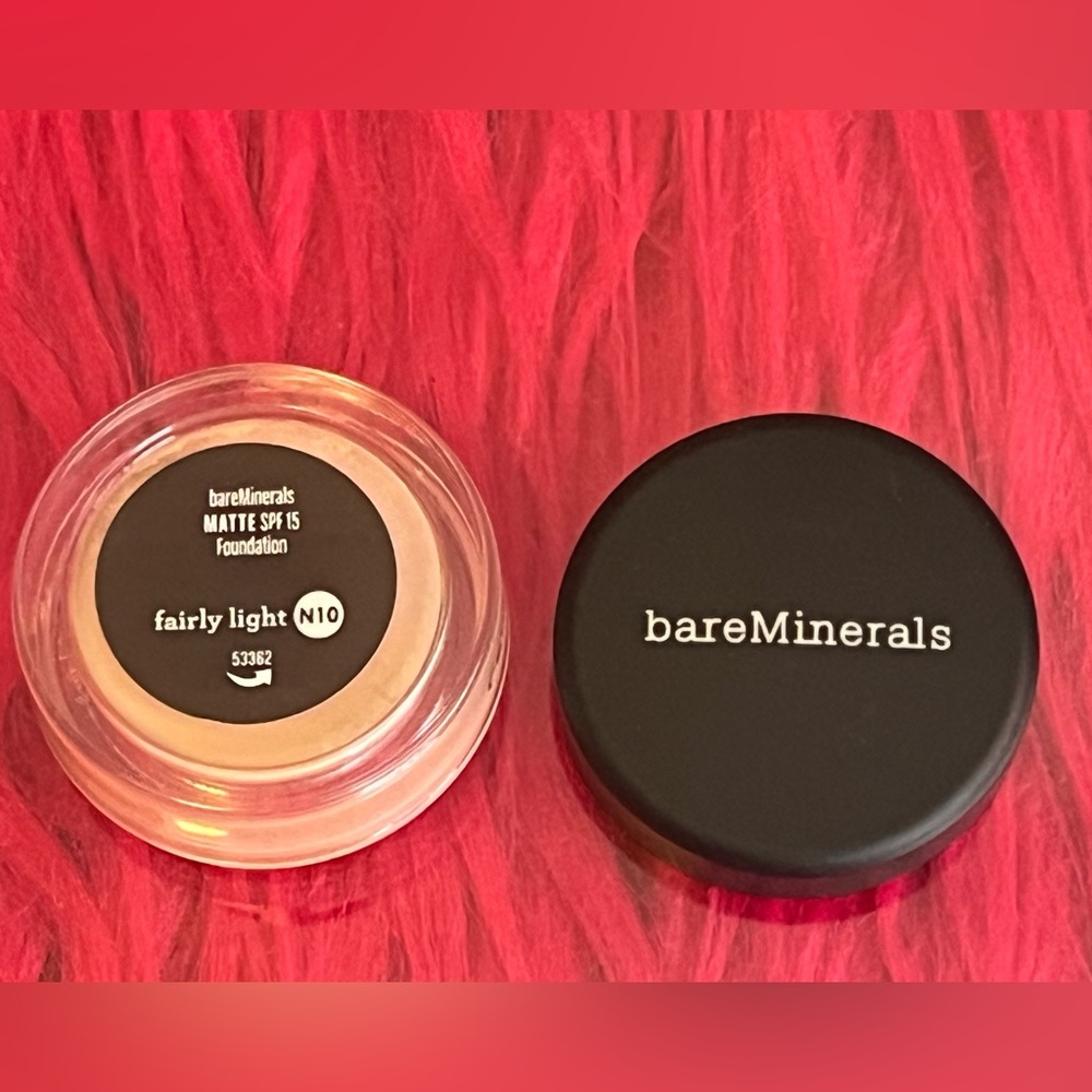 Bare Minerals Foundation in Fairly Light N10, Matte SPF 15